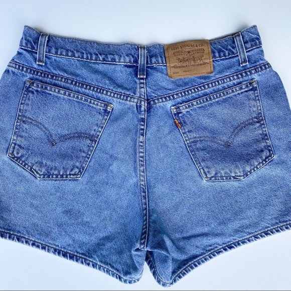 Vintage Levi’s Orange Tab High Rise Denim Shorts - Picture 2 of 6